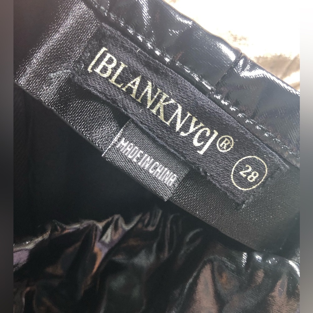 NWOT Blank NYC x Revolve Bang Patent High Rise Leggings in Shiny Black - Size 28 - Picture 4 of 6